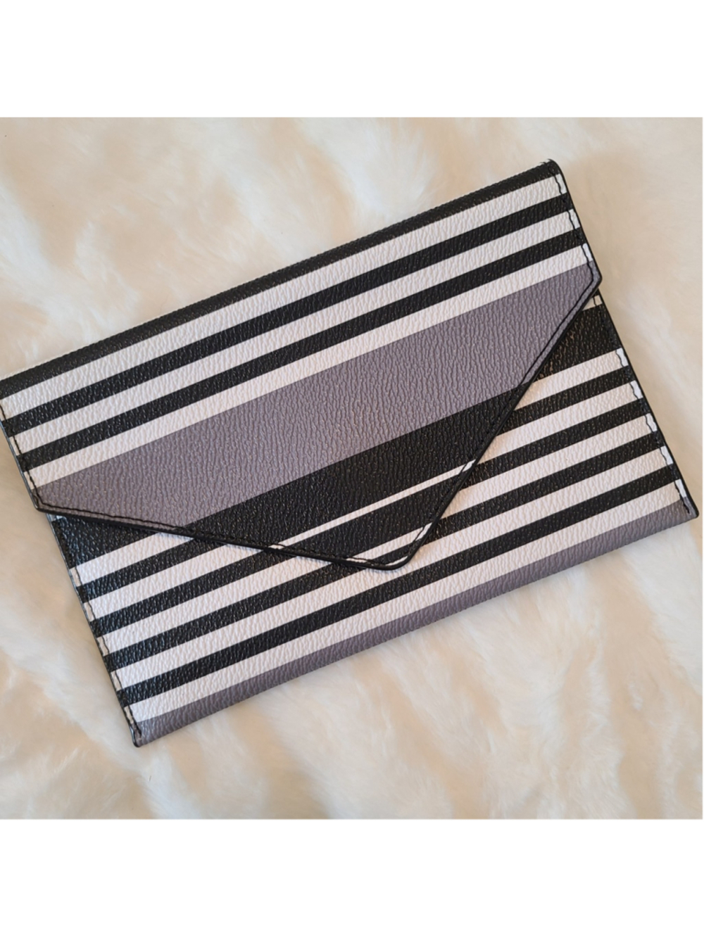NEW Vera Bradley Tech Envelope Pouch in Midnight Stripe Black, Gray